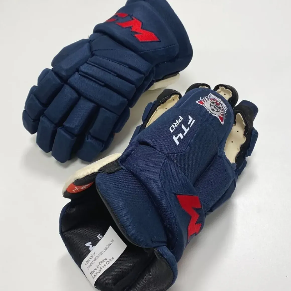 Ccm Gloves Jetspeed Ft4 Pro Sr - Lhc
